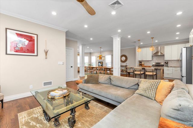 28 November Walk, Long Beach, NY 11561