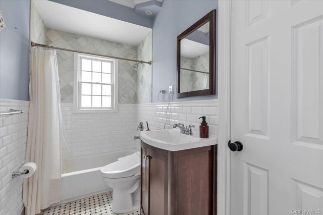 28 November Walk, Long Beach, NY 11561