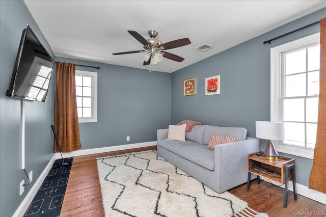 28 November Walk, Long Beach, NY 11561