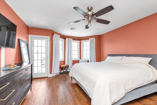 28 November Walk, Long Beach, NY 11561