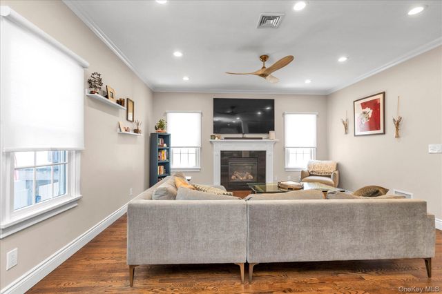 28 November Walk, Long Beach, NY 11561