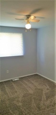 27701 Lorenz Street, Madison Heights, MI 48071