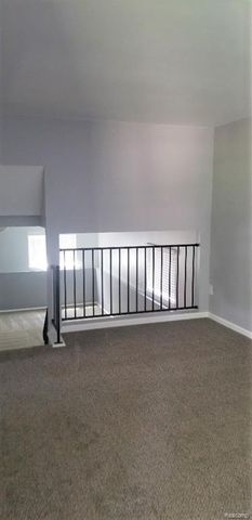 27701 Lorenz Street, Madison Heights, MI 48071