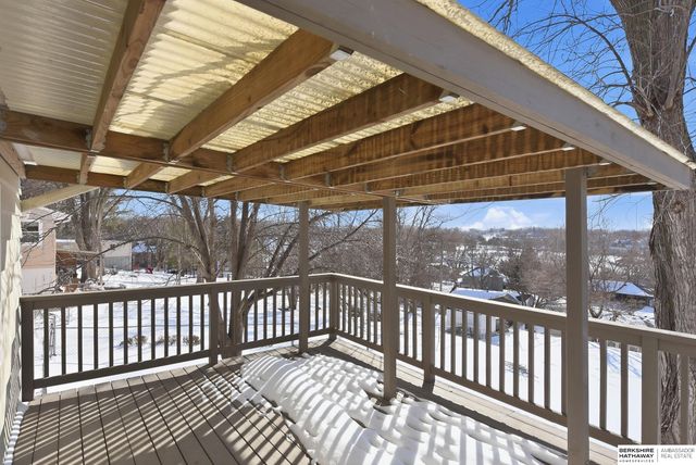 1010 Bellevue Boulevard S, Bellevue, NE 68005