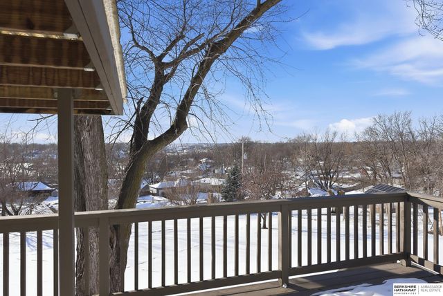 1010 Bellevue Boulevard S, Bellevue, NE 68005