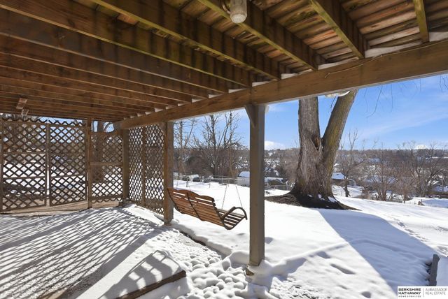 1010 Bellevue Boulevard S, Bellevue, NE 68005