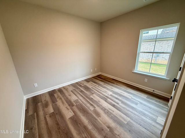 6334 Acorn Way, Walls, MS 38680