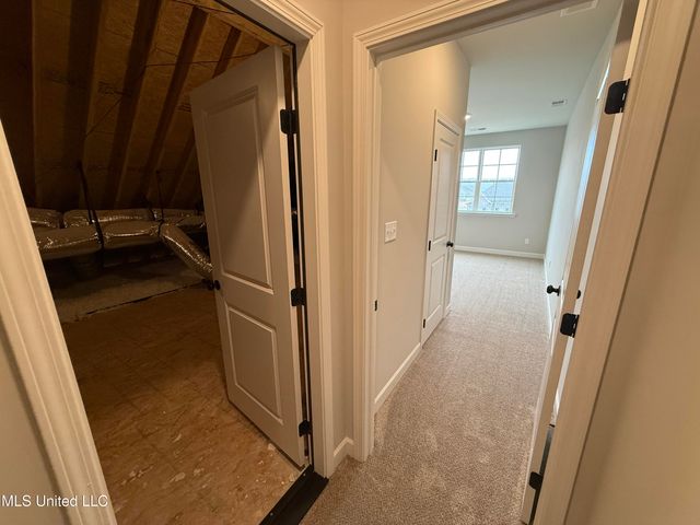 6334 Acorn Way, Walls, MS 38680