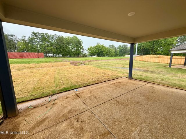 6334 Acorn Way, Walls, MS 38680