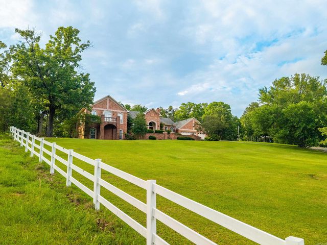 111 Silverwood Terrace, Hot Springs National Park, AR 71913