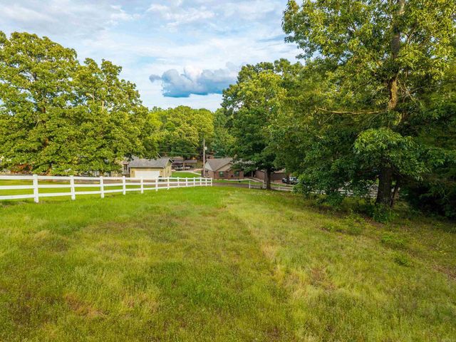 111 Silverwood Terrace, Hot Springs National Park, AR 71913