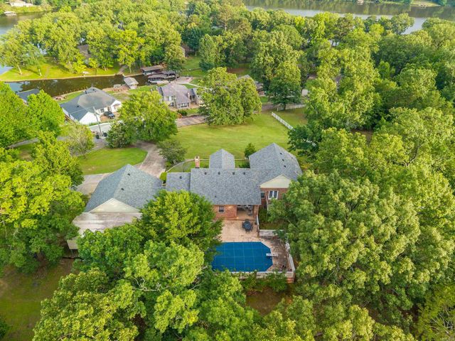 111 Silverwood Terrace, Hot Springs National Park, AR 71913