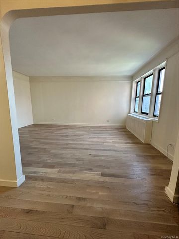 88-12 Elmhurst Avenue 6K, Elmhurst, NY 11373