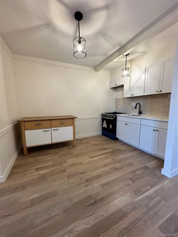 88-12 Elmhurst Avenue 6K, Elmhurst, NY 11373