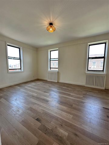 88-12 Elmhurst Avenue 6K, Elmhurst, NY 11373