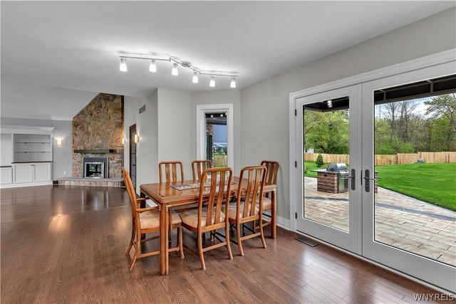 4950 East River Road, Grand Island, NY 14072