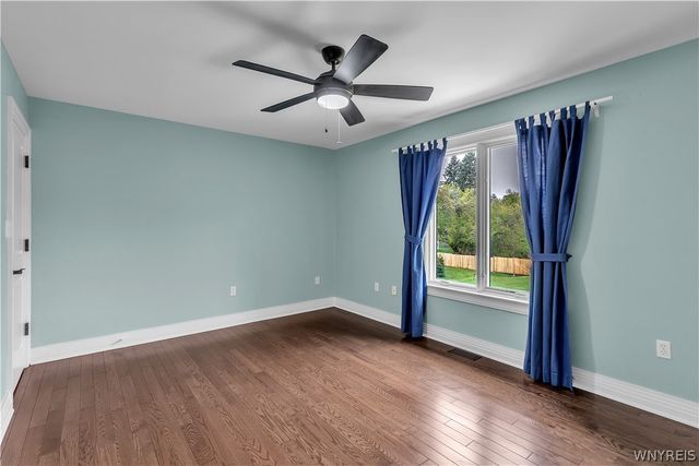 4950 East River Road, Grand Island, NY 14072
