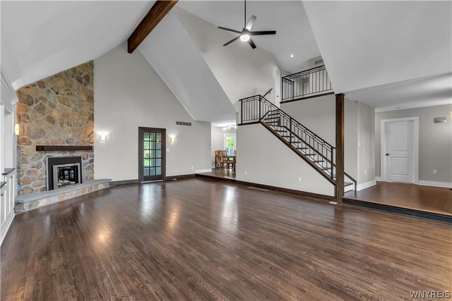 4950 East River Road, Grand Island, NY 14072
