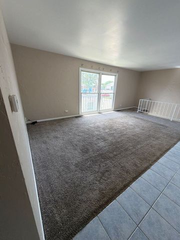 19345 Oak Avenue 11, Country Club Hills, IL 60478