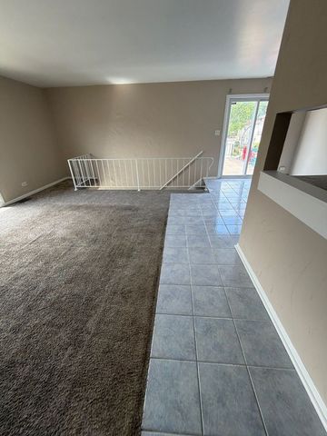 19345 Oak Avenue 11, Country Club Hills, IL 60478