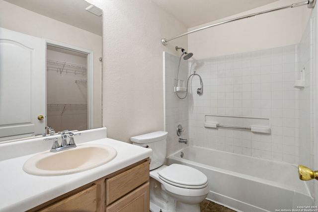 7927 Woodchase, San Antonio, TX 78240