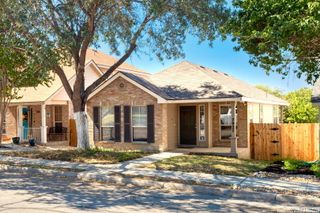 7927 Woodchase, San Antonio, TX 78240