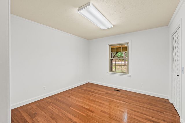 279 Linnaeus Ave, Cookeville, TN 38501