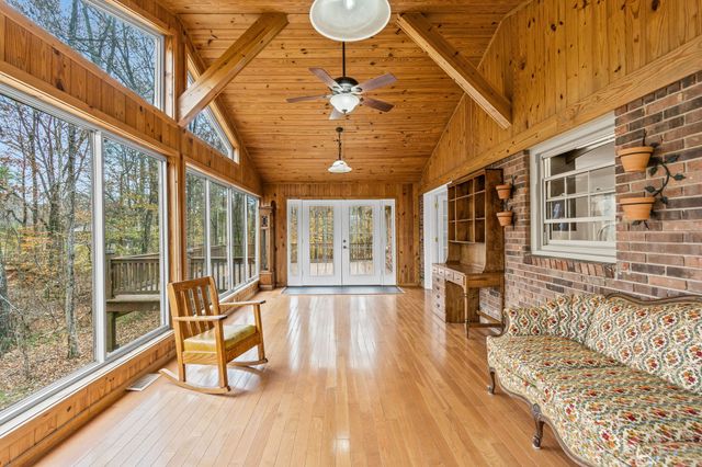 279 Linnaeus Ave, Cookeville, TN 38501