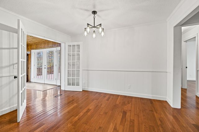 279 Linnaeus Ave, Cookeville, TN 38501