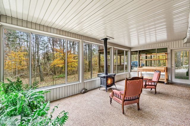 279 Linnaeus Ave, Cookeville, TN 38501