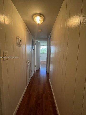 920 NE 199th St 4S, Miami, FL 33179