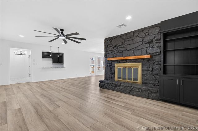6644 SE Quail Ridge Road, Bartlesville, OK 74006