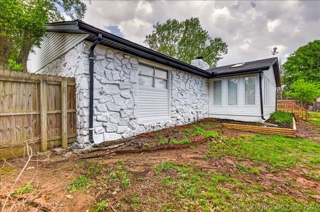6644 SE Quail Ridge Road, Bartlesville, OK 74006