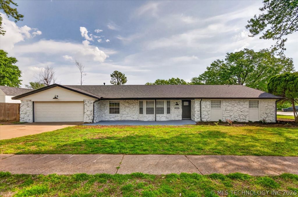 6644 SE Quail Ridge Road, Bartlesville, OK 74006