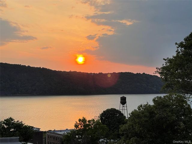 2 Nodine Street 2, Hastings-on-hudson, NY 10706