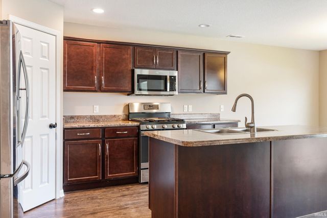 1333 Frascati Drive, Fort Wayne, IN 46825