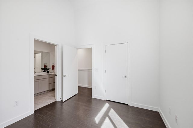 814 N Bluff DR 74, Austin, TX 78745