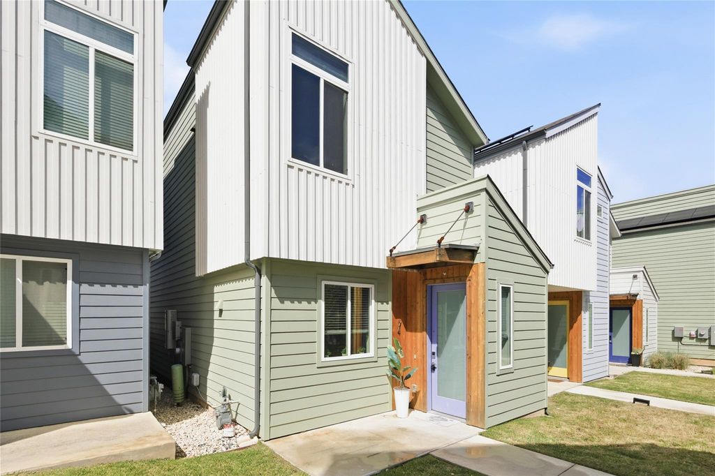 814 N Bluff DR 74, Austin, TX 78745