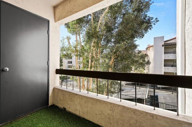 5745 Friars Rd 116, San Diego, CA 92110