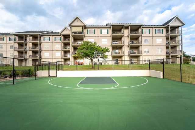 310 S Wildwood Drive 10-2, Branson, MO 65616