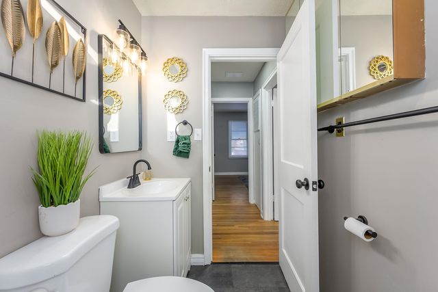 2327 S Greenwood St, Wichita, KS 67211