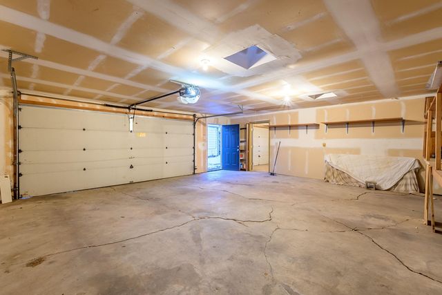 2327 S Greenwood St, Wichita, KS 67211