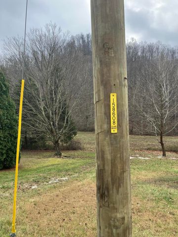 7619 Hawkins Branch Road, Frenchburg, KY 40322