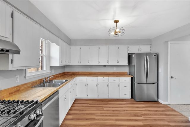 1060 Pittsburgh Rd, Middlesex Twp, PA 16059