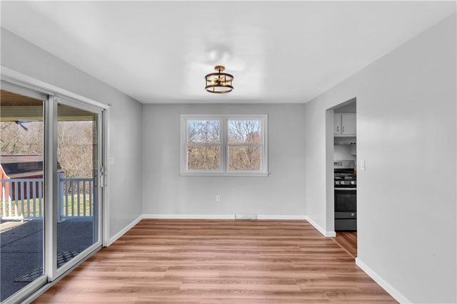 1060 Pittsburgh Rd, Middlesex Twp, PA 16059