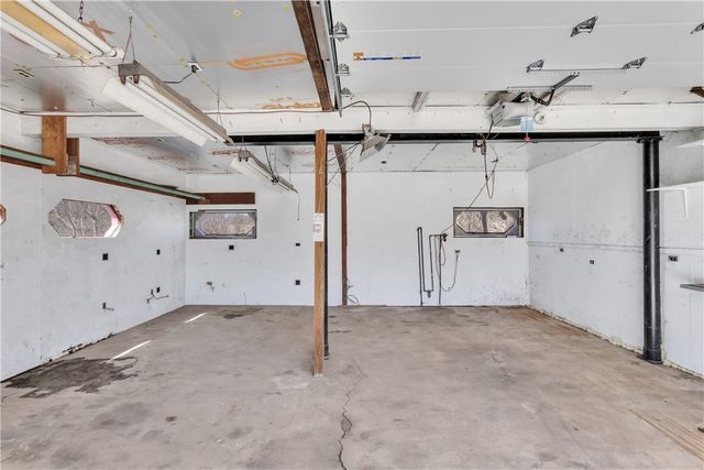 1060 Pittsburgh Rd, Middlesex Twp, PA 16059