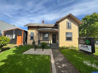 309 Shipping St NE, Salem, OR 97301