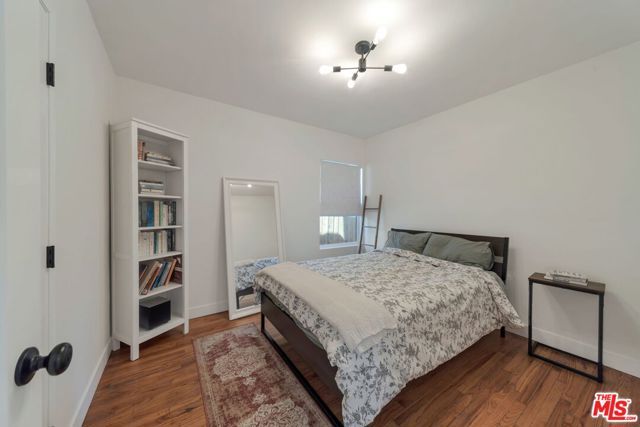 14333 Tiara Street, Van Nuys (los Angeles), CA 91401
