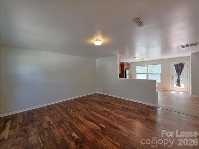 6142 Salamander Run Lane, Charlotte, NC 28215
