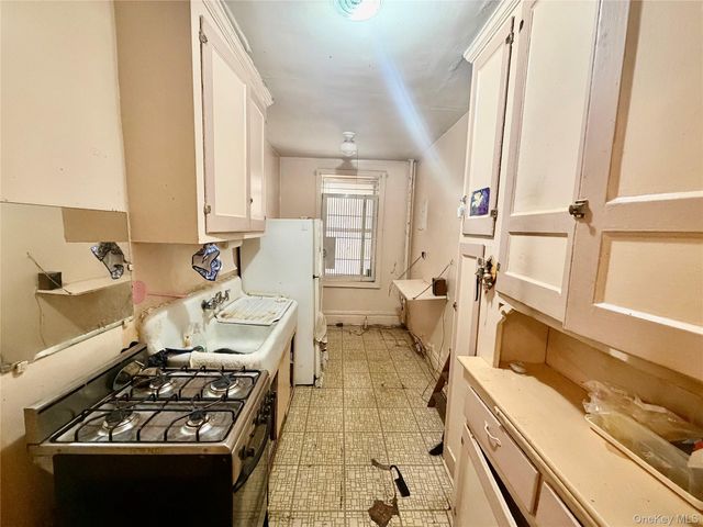 50-05 43rd Avenue 1K, Sunnyside, NY 11377